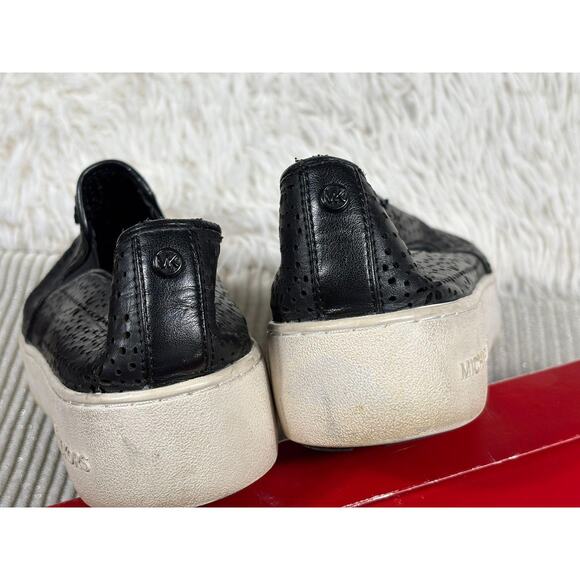 Michael Michael Kors Slip-On Shoes Womens Size 9 Black Perforated Leather Flats - Picture 5 of 8